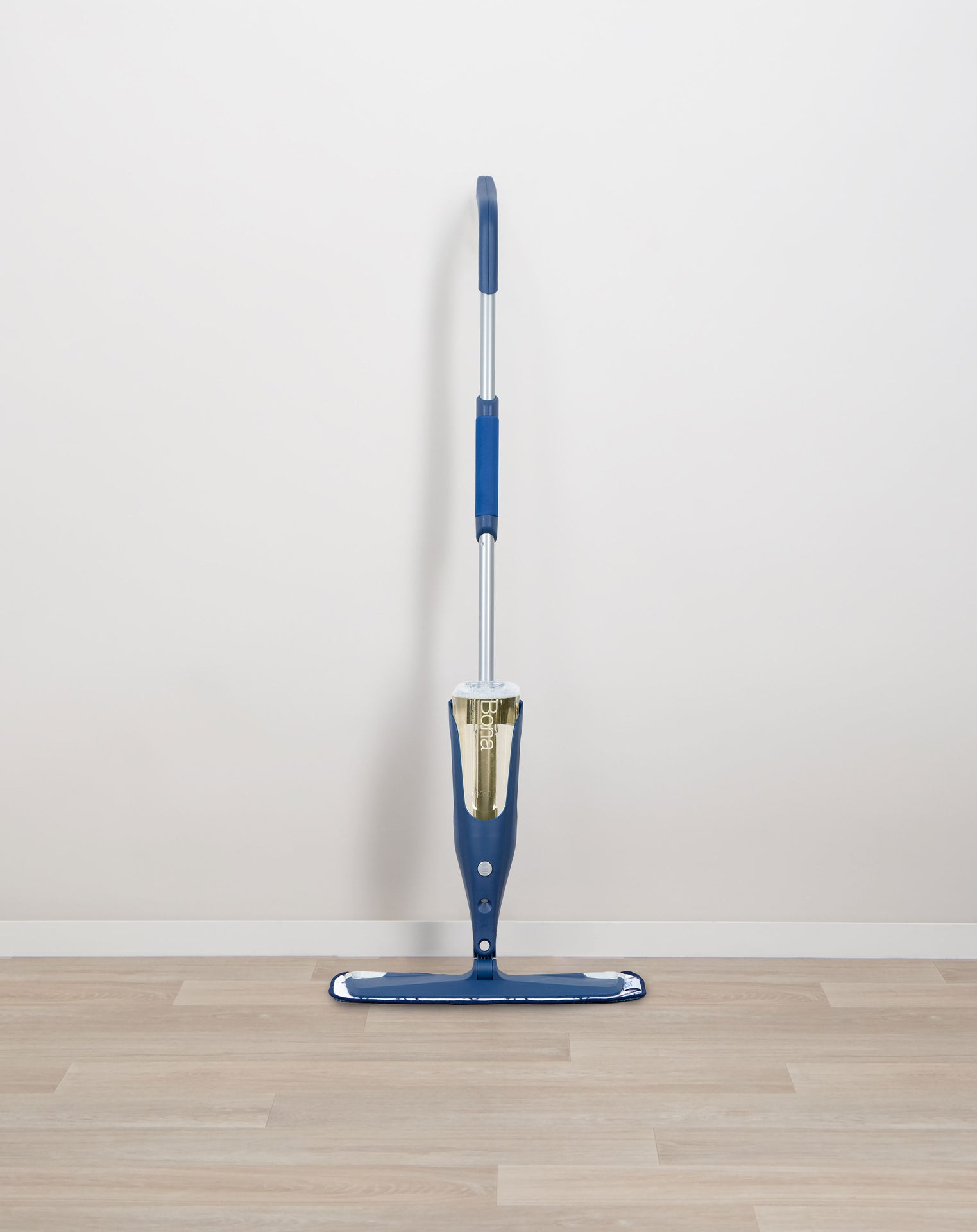 Bona Premium Spray Mop Cleaning Kit for Oiled Wood Floors